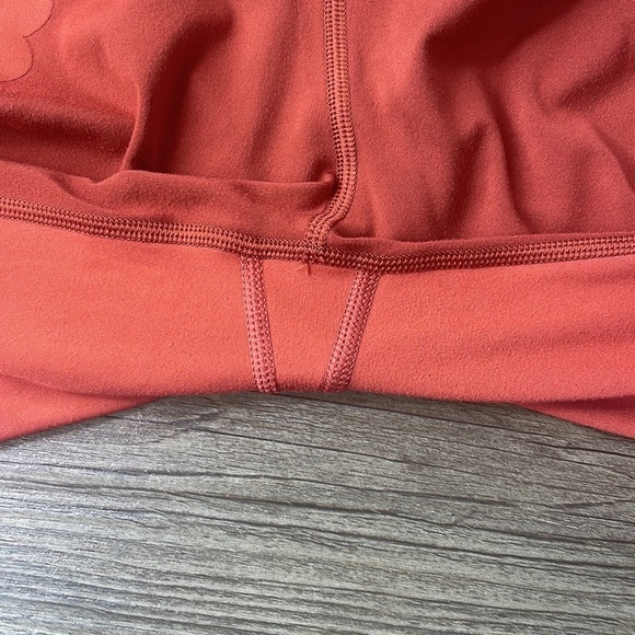 Aerie Women’s High Rise Super Soft Scalloped Leggings, size Medium - Picture 7 of 9